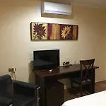 Meson בית הארחה 2*